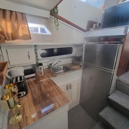Beautiful And Comfy Boat In Barcelona With Boat Tour Option Exterior foto