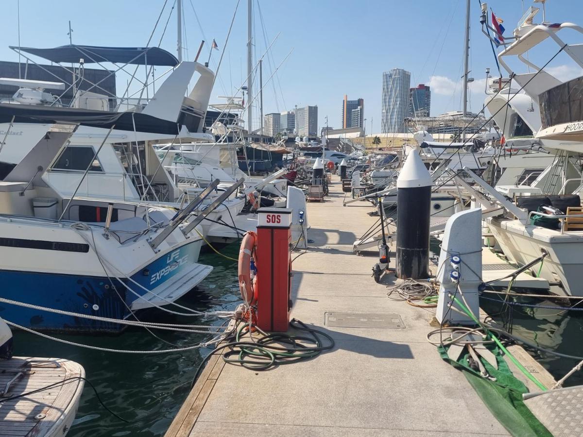 Beautiful And Comfy Boat In Barcelona With Boat Tour Option Exterior foto