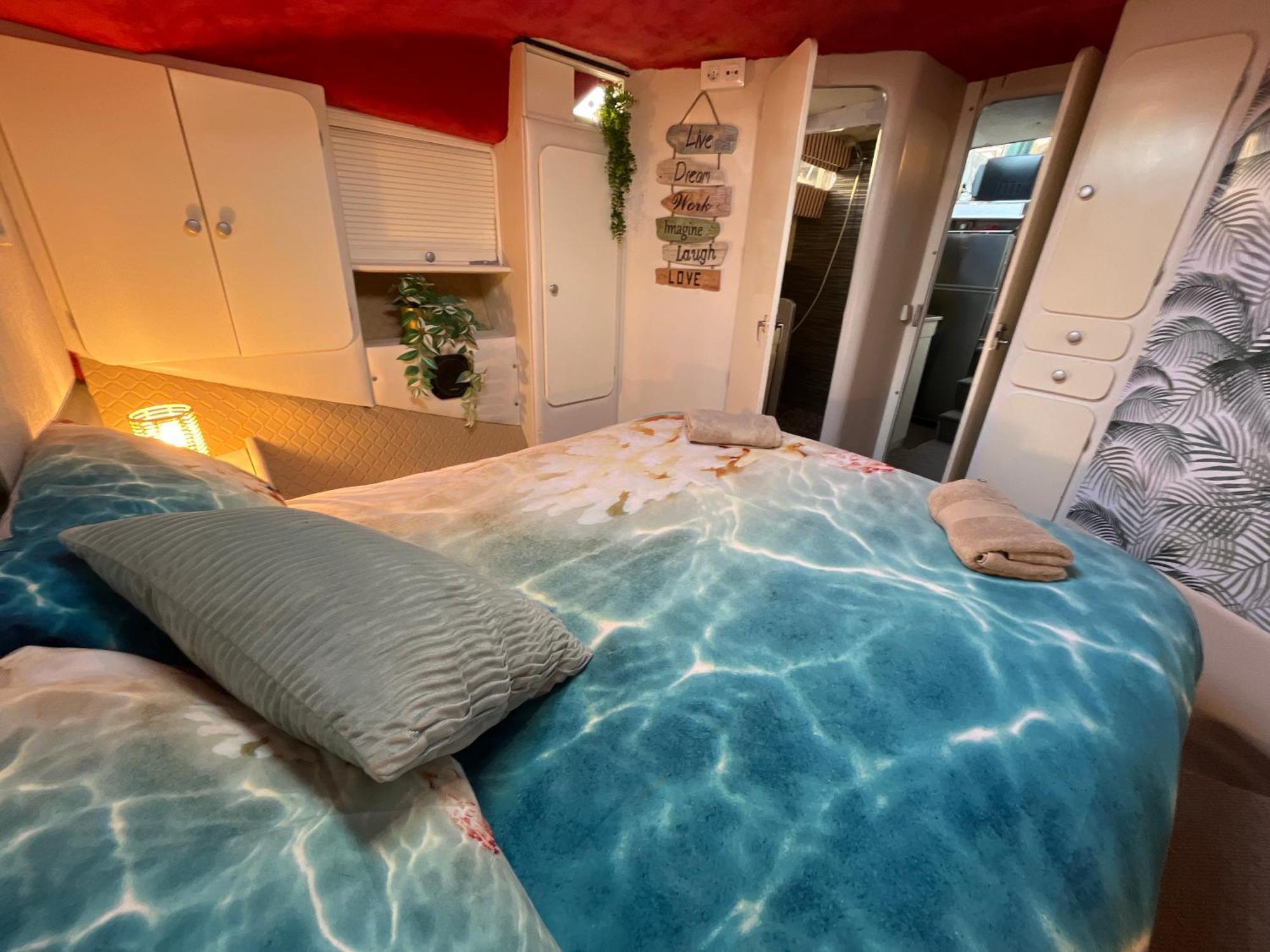 Beautiful And Comfy Boat In Barcelona With Boat Tour Option Exterior foto